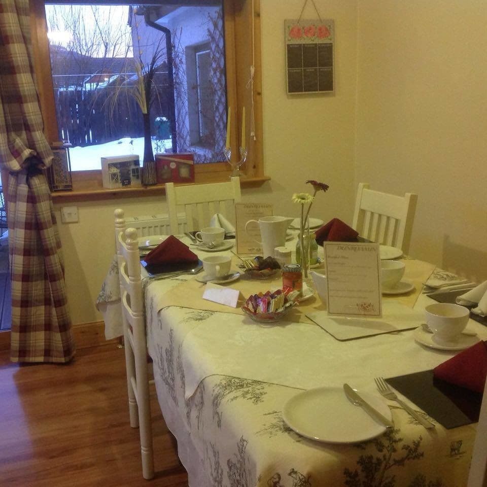 Dunroamin Bed And Breakfast Авимор Екстериор снимка